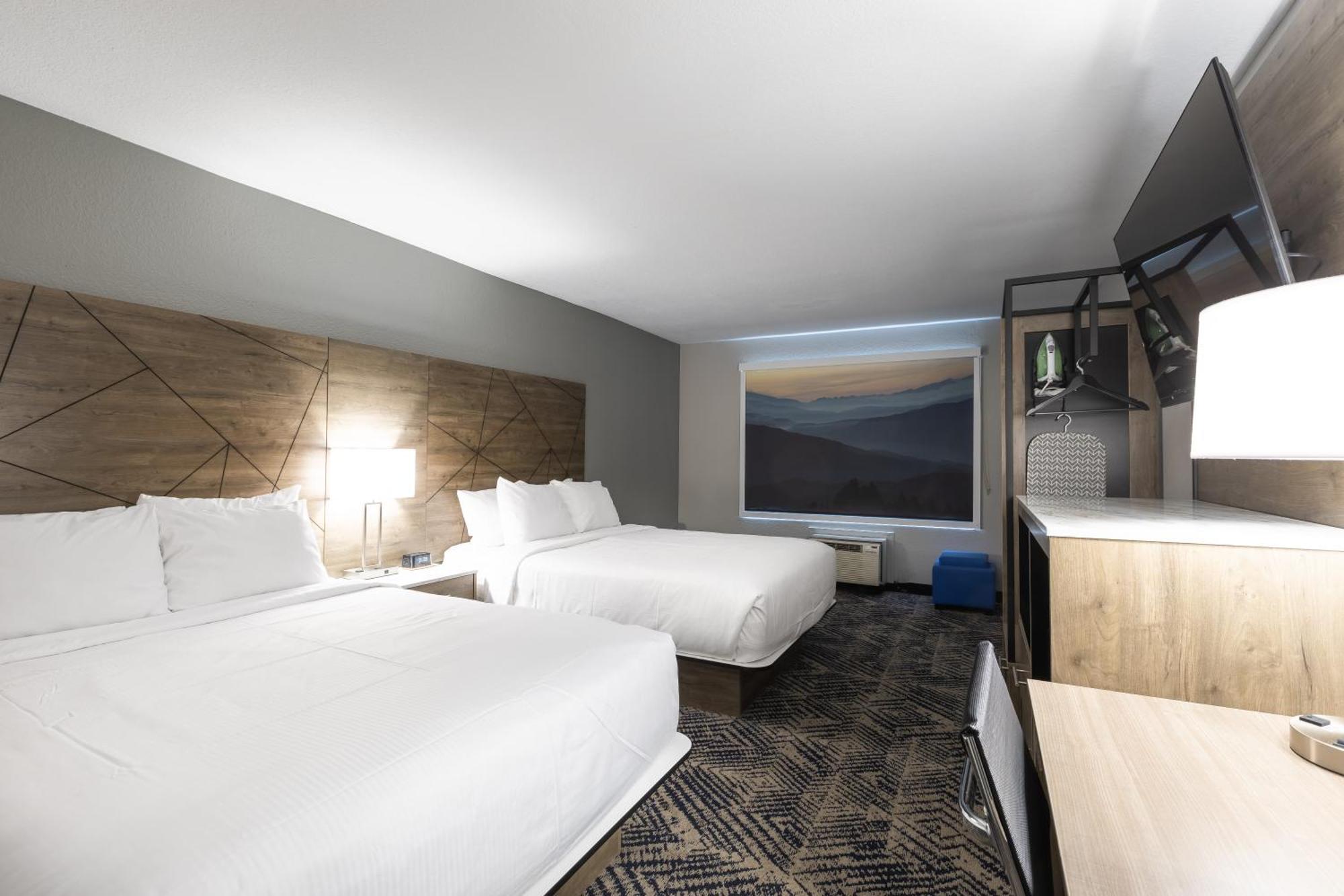 Rodeway & Near Outlet Mall - Hotel